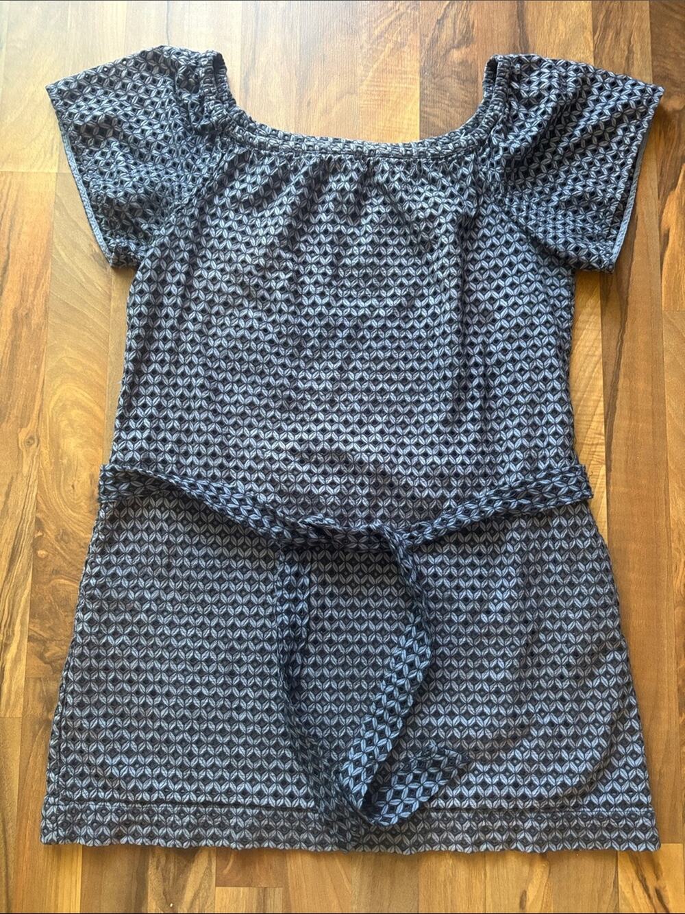 Banana Republic Woman’s Lavender Blue mini dress Size L